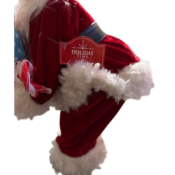 Santa claus carring presents, bent over trying to place the presents18” tall NWT - Picture 6 of 6